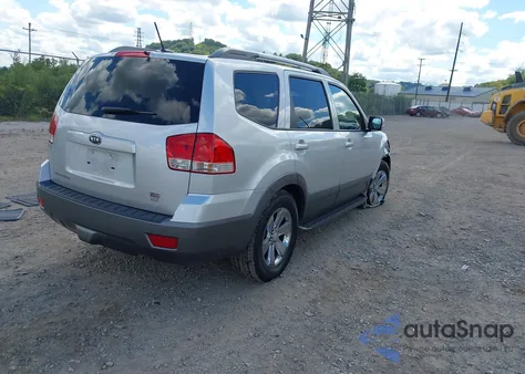 2009 Kia Borrego Ex V8 z USA, uszkodzony, nr VIN KNDJH742995023925
